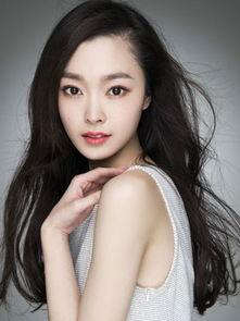 小姜雯资料,青春追梦，绽放光芒