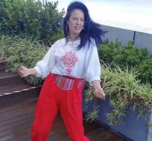 娱乐圈 美食 妈妈网,明星妈妈们的育儿秘籍与美食分享