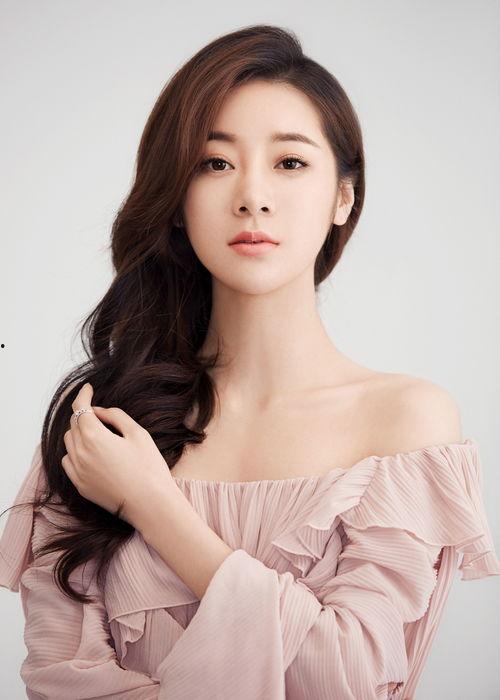 演员张莉莉出生年月